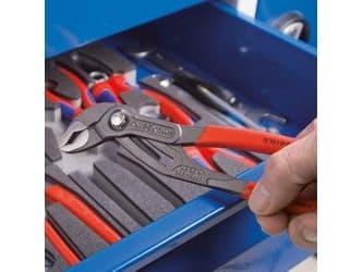 Knipex 00 20 01 V02 sulkupihdit-slt Soveltuu ulko- ja sisärenkaille 12-25 mm, 19-60 mm 10-25 mm, 19-60 mm Kärkipihdit 90° kulmassa, suorat