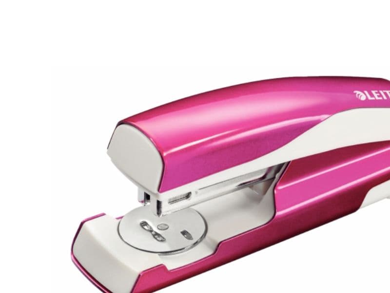 Leitz NeXXt WOW 5502, 30 arkkia, Metallinen, Vaaleanpunainen, 26/6, 4 cm, Yläreuna, 140 niitit