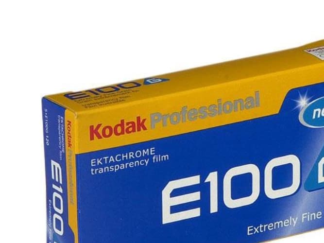 Kodak E100G 120, 5 kpl, USA, 137 mm, 27 mm, 72 mm, 143 g