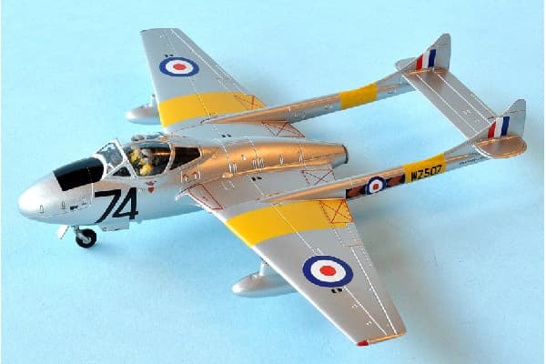 de Havilland Vampire T.11, 1:72 ripustettava lahjasetti