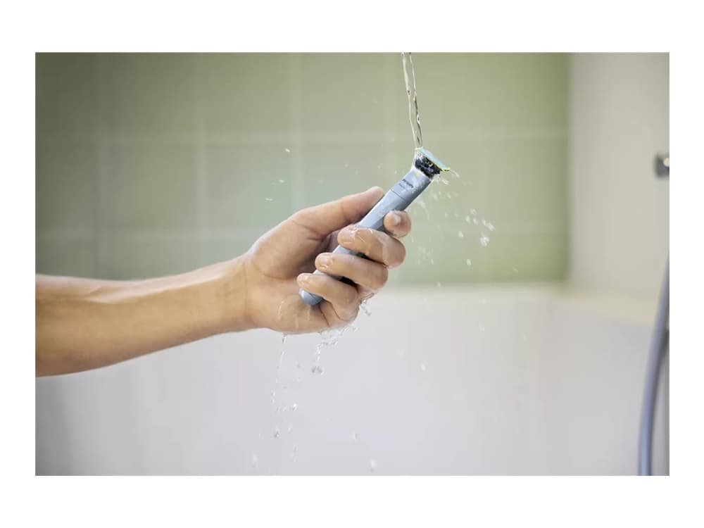 Philips OneBlade -parranajokone Ensimmäinen parranajo Qp1324/20
