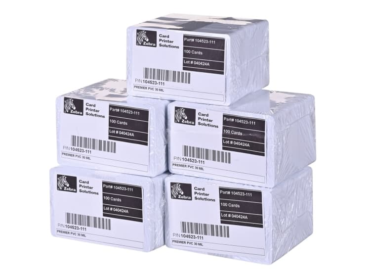 Zebra - Polyvinyylikloridi (PVC) - valkoinen - CR-80 kortti (85,6 x 54 mm) 500 kpl kortteja - Zebra P100i, P110i, P110m, P120i, P330i, P330m, P430i ZXP Series 8 - Zebra P100i, P110i, P110m, P120i, P330i, P330m, P430i ZXP Series 8