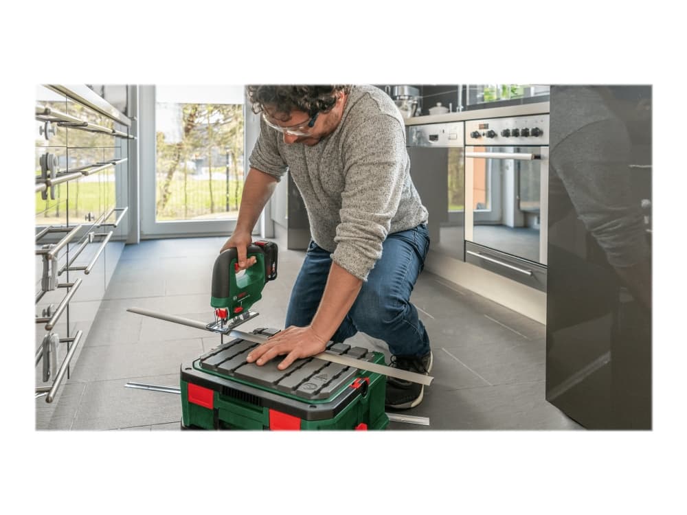 Bosch Universal Saw 18V-100, Kaarikahva, Alumiini, Musta, Vihreä, -45 - 45°, Alumiini, Terästä, Puu, Terästä, 2600 spm - SOLO