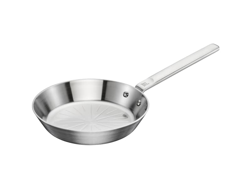 Fiskars Norden teräspannu ilman pinnoitetta (24cm)