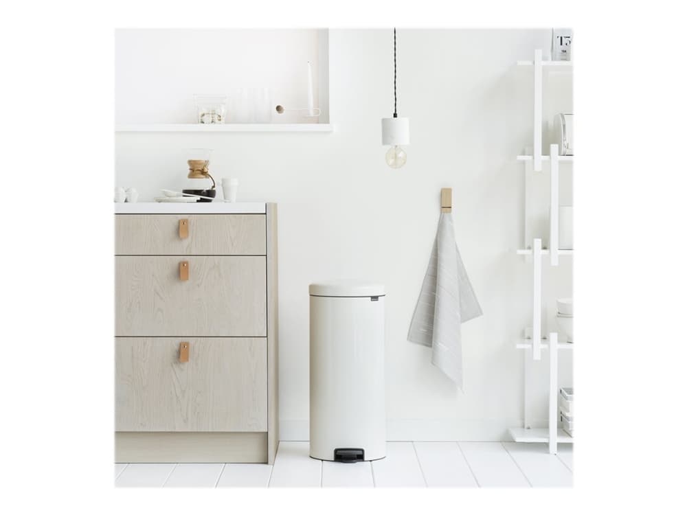 Brabantia Pedal Bin newIcon, 30 cm, 300 mm, 340 mm, 675 mm, 3,71 kg, 330 mm
