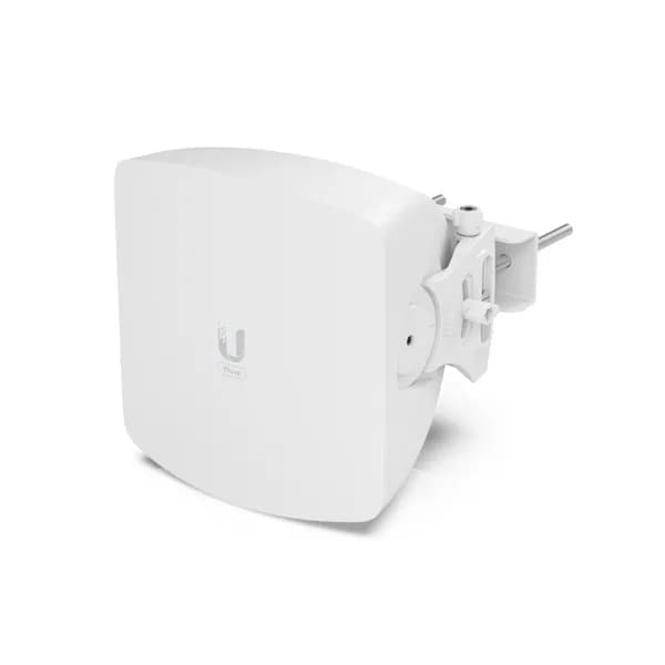 Ubiquiti Uisp Wave PtMP -tukiasema