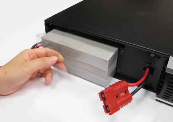 POWERWALKER VFI 3000 RMG PF1 UPS On-Line 3000VA 19 2U 8x IEC RJ11/RJ45 USB LCD-näyttö