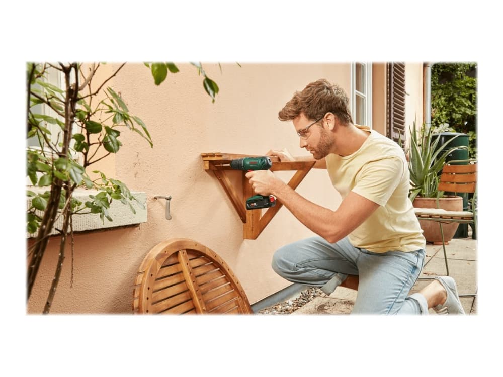 Bosch AKKUSKRUEMASKINE EASY 18V 2X2,0AH 2X2,0AH