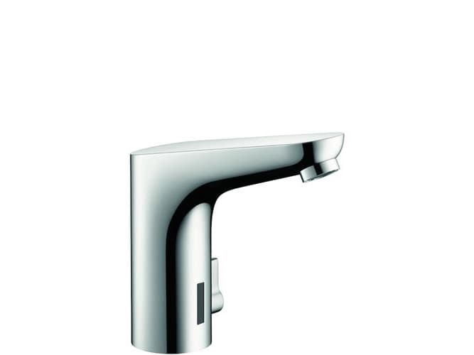 Hansgrohe Focus elektronisk håndvaskarmatur med temperaturregulering til 230V tilslutning